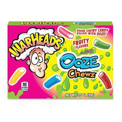 Warheads Ooze Chews Theatre Box 99g Main image