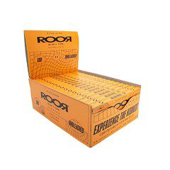Roor Unbleached Slim Rolling Paper & Tips 32 Pack
