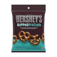 Hershey's Dipped Pretzel Chocolate 120g Main image